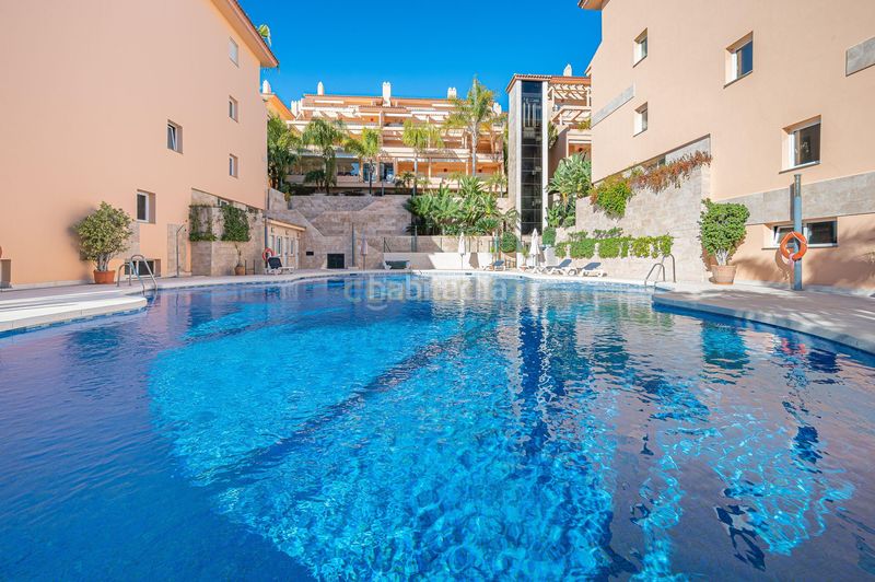 Foto 50f74b6e-105d-4604-8ac2-08e6c2cff7ca. Apartament amb aparcament piscina a Los Naranjos Marbella