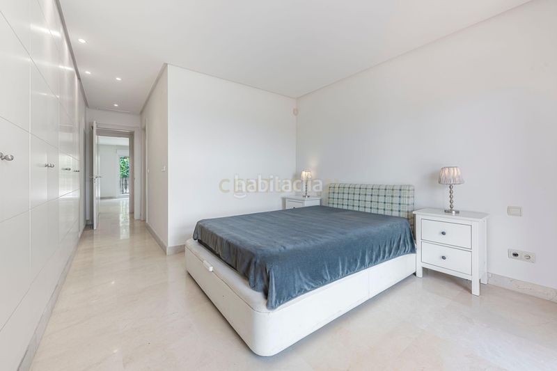 Foto 54c1a9ea-0dfe-4abf-af24-e081779f9097. Apartament amb aparcament piscina a Los Naranjos Marbella