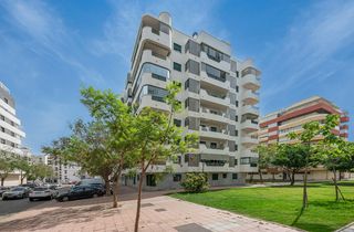 Apartament a Parque Central. Apartamento en estepona comodidad y ubicacion privilegiada