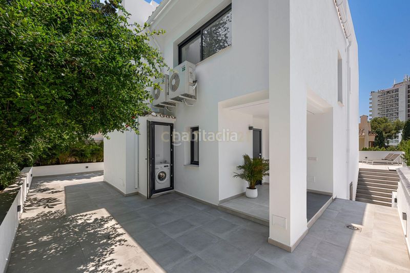 Foto 07ca28c7-9910-4124-91c3-ef8f8c9d77d2. Casa amb piscina a Las Brisas Marbella
