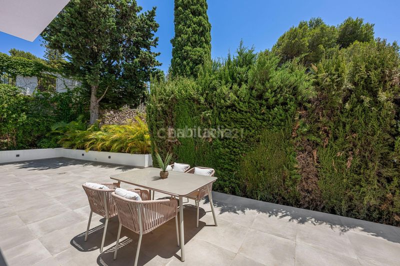 Foto 3cdb6973-f410-4440-ac5b-4d533502930d. Casa amb piscina a Las Brisas Marbella
