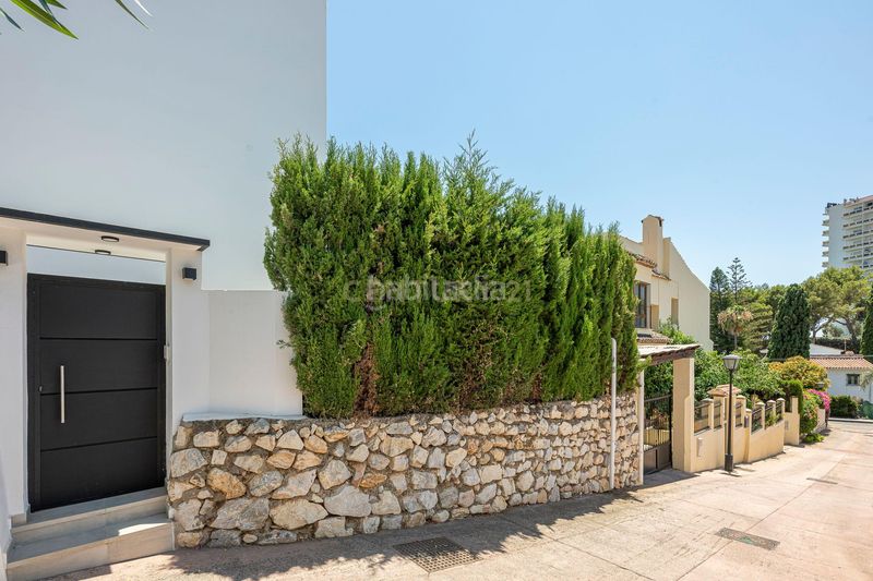 Foto 6b8e7319-6059-4a61-9429-f73938ba22ea. Casa amb piscina a Las Brisas Marbella