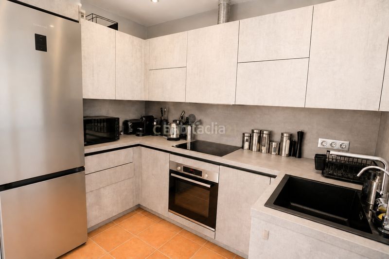 Foto ef96900a-5fab-4654-a493-c4a16a38b5ce. Casa en urbanización aloha lake elegante vivienda en aloha lake village nueva andalucía en Marbella