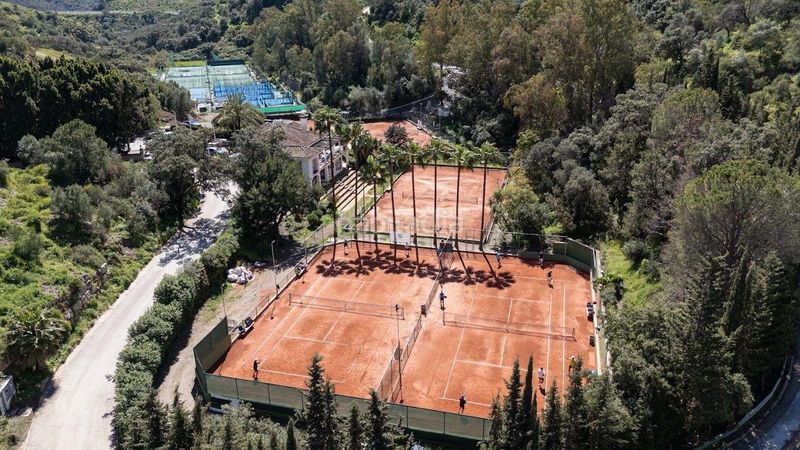 Foto e12d0f63-6962-4d2d-9c6b-feaca2441640. Finca rústica a altos de Estepona Estepona