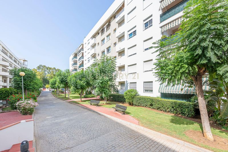 Foto 07ea2721-766d-4a26-a580-9f912b37a1f9. Apartament amb aparcament piscina a Guadalmina Alta Marbella