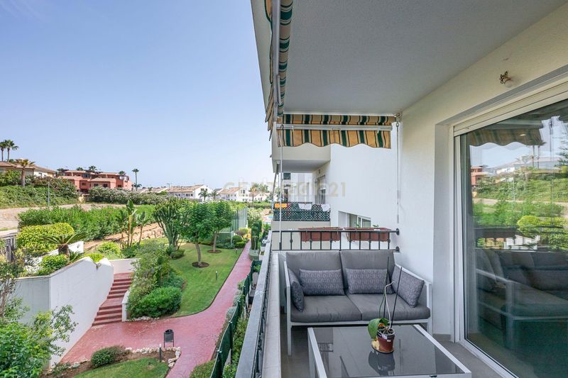 Foto 6269fe19-3c4c-43a2-aa80-d33c2139107a. Apartament amb aparcament piscina a Guadalmina Alta Marbella