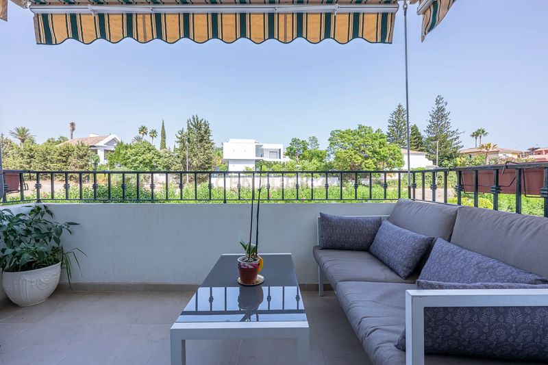 Foto 8d004011-a84d-4e1b-ae87-a01c0f093c87. Apartament amb aparcament piscina a Guadalmina Alta Marbella