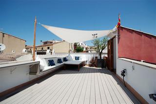 Penthouse in La Seu. Estupendo atico duplex con terraza privada, ascensor y parking,