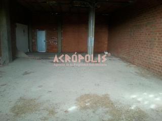 Business premise in Armunia