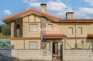 Chalet  Urb. nuevo montealegre