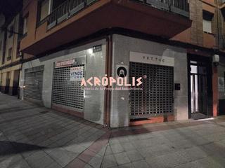 Local commercial à San Claudio - La Chantría