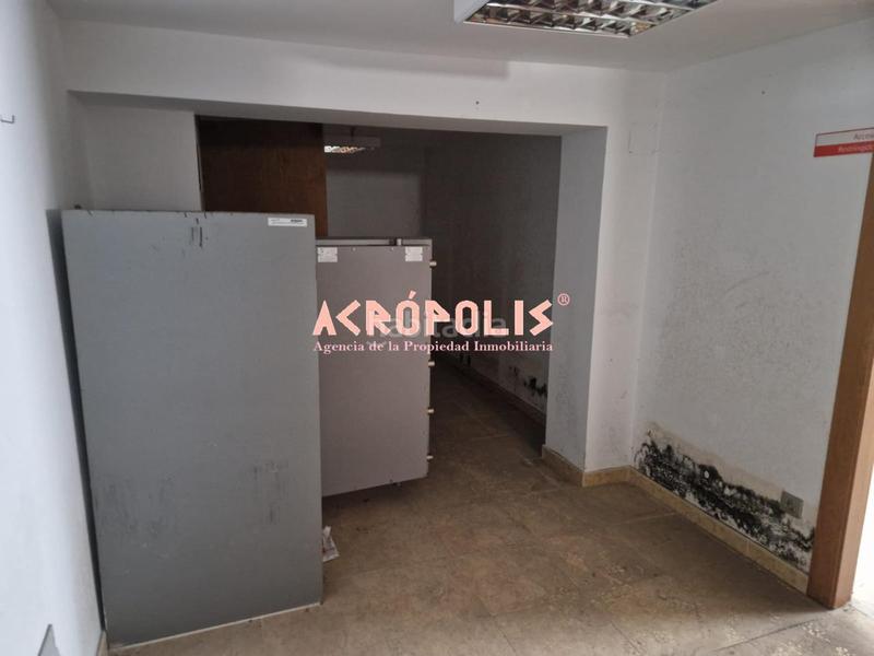 Foto c431bf53-863f-44e0-b1d7-5b0417f1f056. Alquiler local comercial en Kalero-Basozelai Basauri