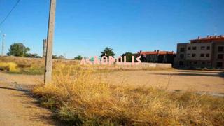 Rural plot in Toro