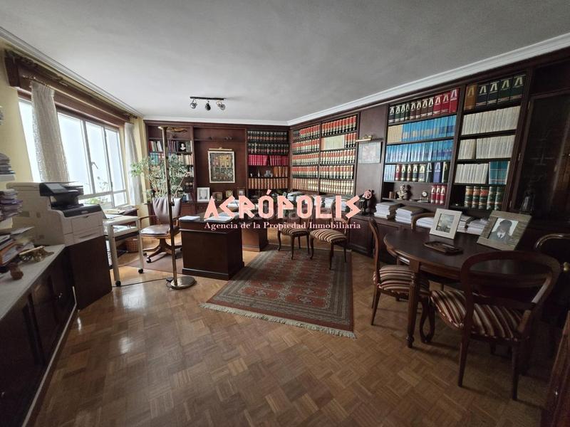 Foto 8e80f28a-a2aa-4d39-9616-265ba1faef8e. Rent flat with heating in Centro Ciudad León