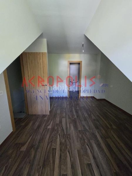 Foto a5ad8375-d0dd-425d-8602-b7ce42893bdb. Dúplex amb calefacció aparcament a Puebla de Lillo