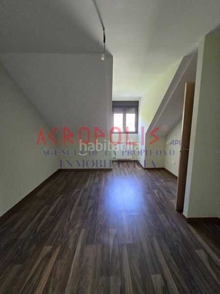 Foto b36a6023-822a-44aa-bbaa-63936a525aa0. Dúplex amb calefacció aparcament a Puebla de Lillo