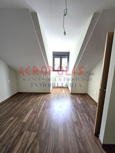 Foto 11a8d2f1-e41b-42aa-8e2c-e876ee5fa545. Dúplex amb calefacció aparcament a Puebla de Lillo
