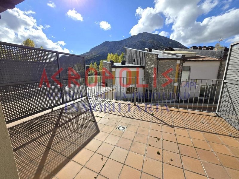 Foto 889a4d7d-3567-40f1-9354-8f6fdc4e5ae7. Dúplex amb calefacció aparcament a Puebla de Lillo