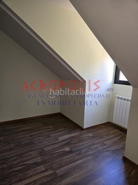 Foto a82ce524-0f02-4c97-a5da-9c6f7245cd1d. Dúplex amb calefacció aparcament a Puebla de Lillo