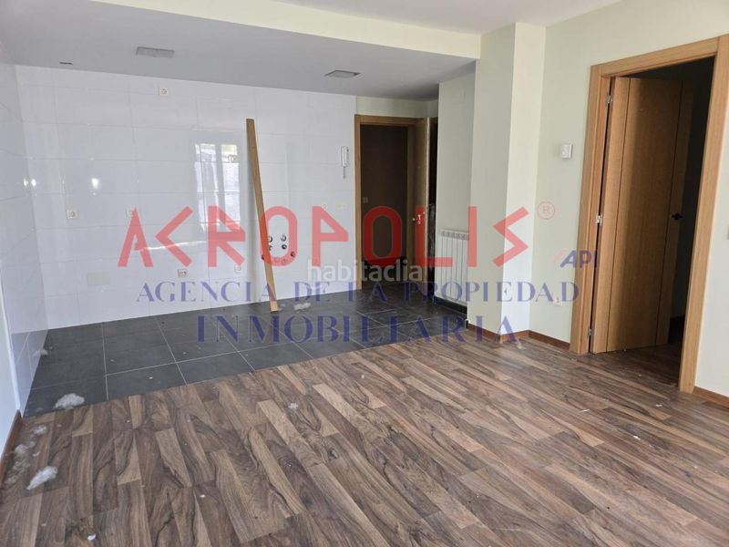 Foto eedef381-37a2-476f-a527-62ad1c113039. Dúplex amb calefacció aparcament a Puebla de Lillo