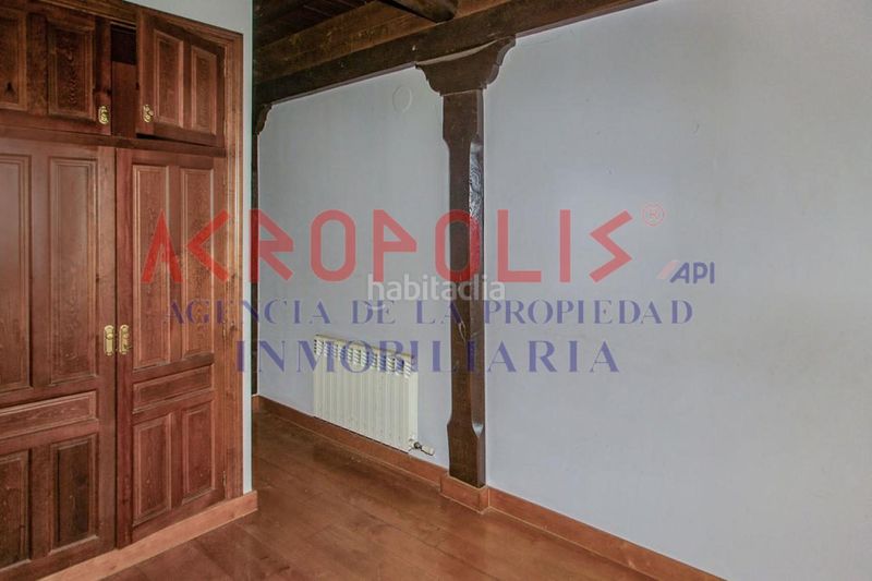 Foto a714dd08-002c-406d-be04-088c69b629a8. Piso venta de edificio en Vega de Valcarce