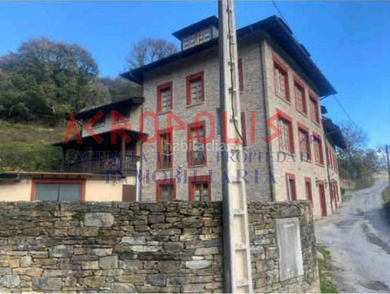 Foto fc2d7441-dfe9-44d9-90ba-bb6175d1a665. Piso venta de edificio en Vega de Valcarce