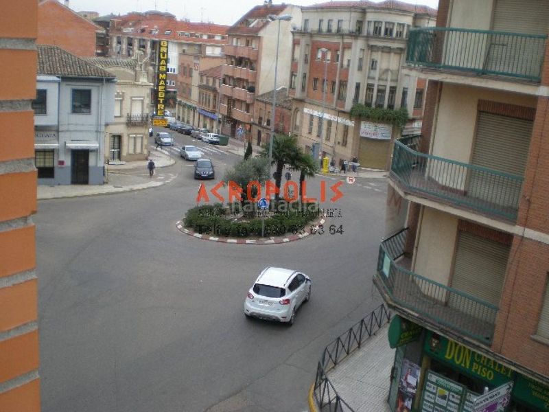 Foto c58b5a61-9bca-4ab0-90f7-a324f02c7540. Pis amb calefacció aparcament a Benavente