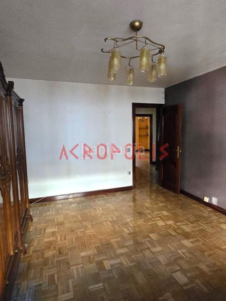 Foto 426bb981-b50b-4b64-adba-b30fce1a8680. Piso venta de piso en San Claudio - La Chantría León