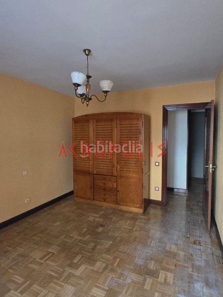 Foto 719ebe11-d448-4685-8bcf-10b82765ad5a. Piso venta de piso en San Claudio - La Chantría León