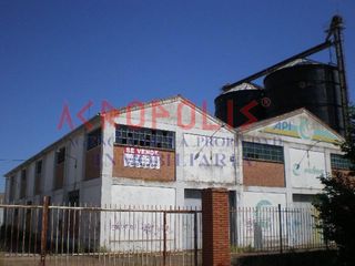 Local Comercial  Calle leon 49600. Venta de local en benavente