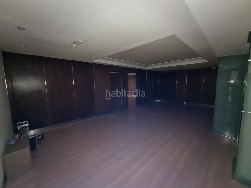 Foto cdea06f3-2a4c-40fd-b554-49aab71bd0e6. Local comercial amb calefacció a Centro Ciudad León