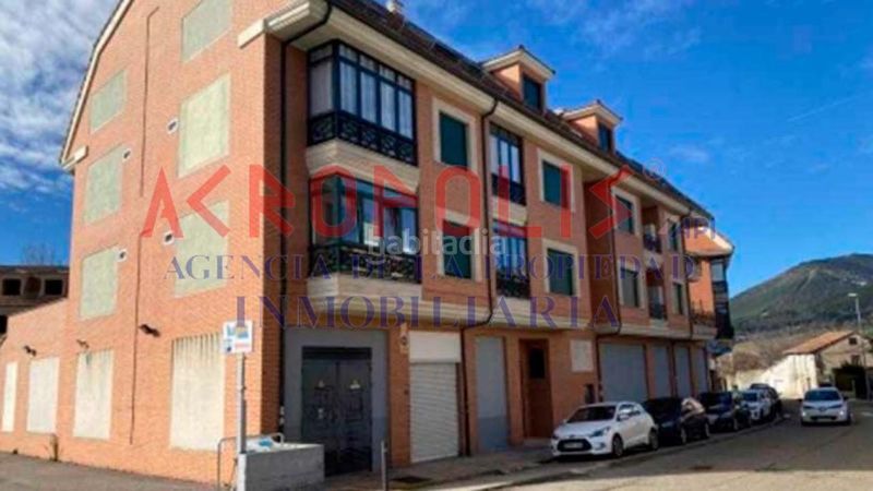 Foto 0abba589-3e0f-487b-8e85-aca26a75e476. Local comercial a Boñar