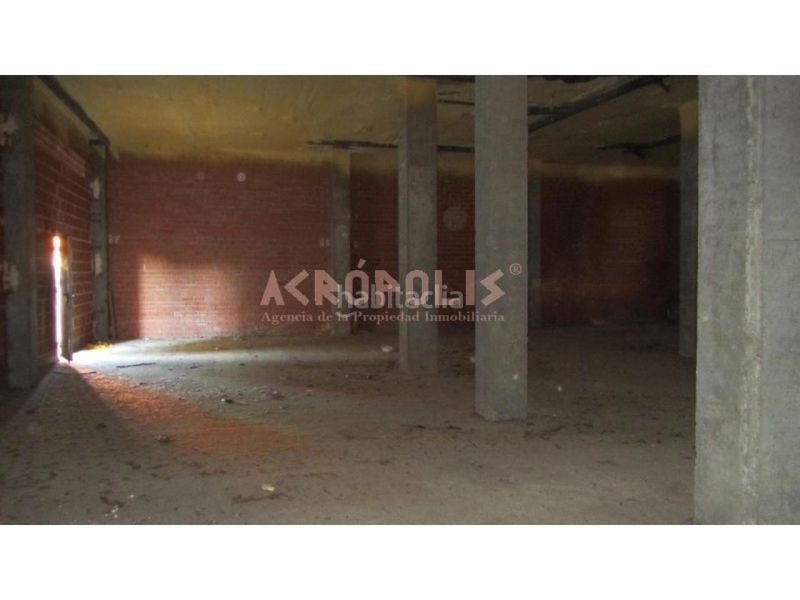Foto b869c8a8-dd8c-4c8b-9367-80686570e039. Local comercial amb calefacció a San Claudio - La Chantría León