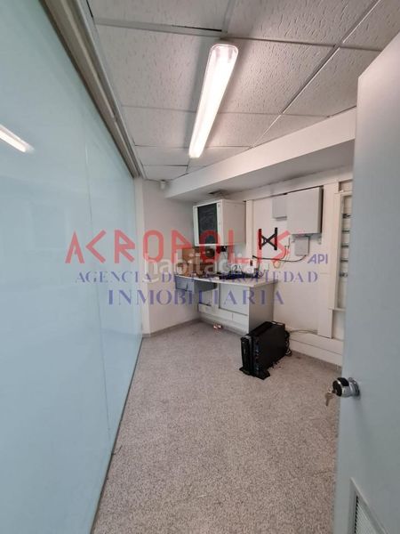 Foto a375cbbc-4472-402b-8ac4-f6838e237178. Local comercial a Armunia León