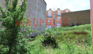 Terreno residencial  Calle fuente. Venta de solar en benavente