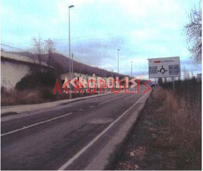 Foto 65d2df58-5243-4342-a466-eb1c1fe41c23. Terreny residencial a Robla (La)