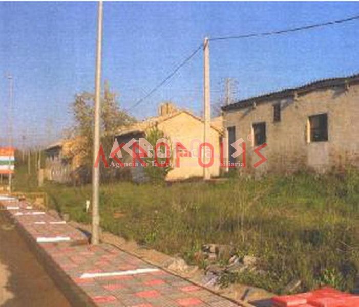 Foto d1829dc7-afb5-45bd-aa61-013c414065ed. Terreny residencial a Robla (La)