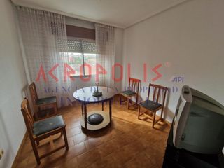 Flat  Calle navia. Reservado venta de piso en benavente