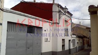 Chalet  Calle de san martin. Venta de casa en benavente