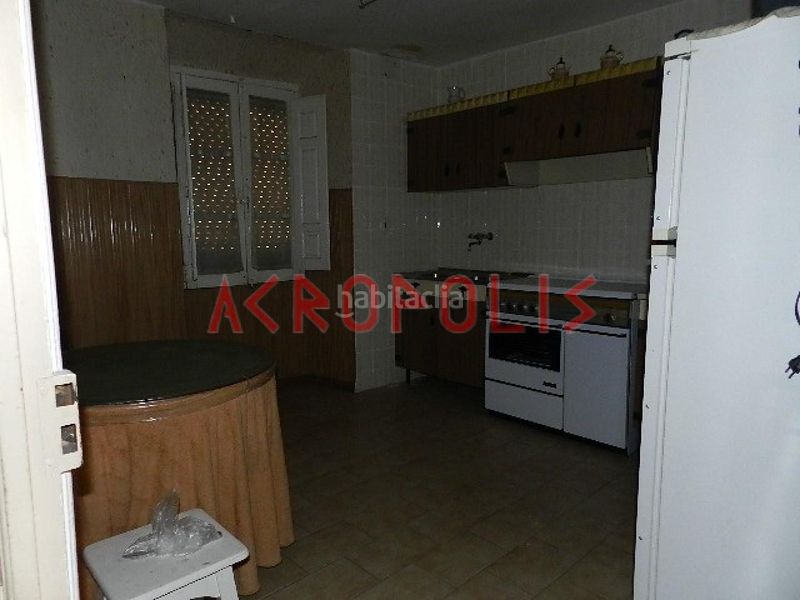 Foto 3ed43218-a6c5-4a40-8d19-5f66a3ae69e7. Casa amb calefacció aparcament a Benavente
