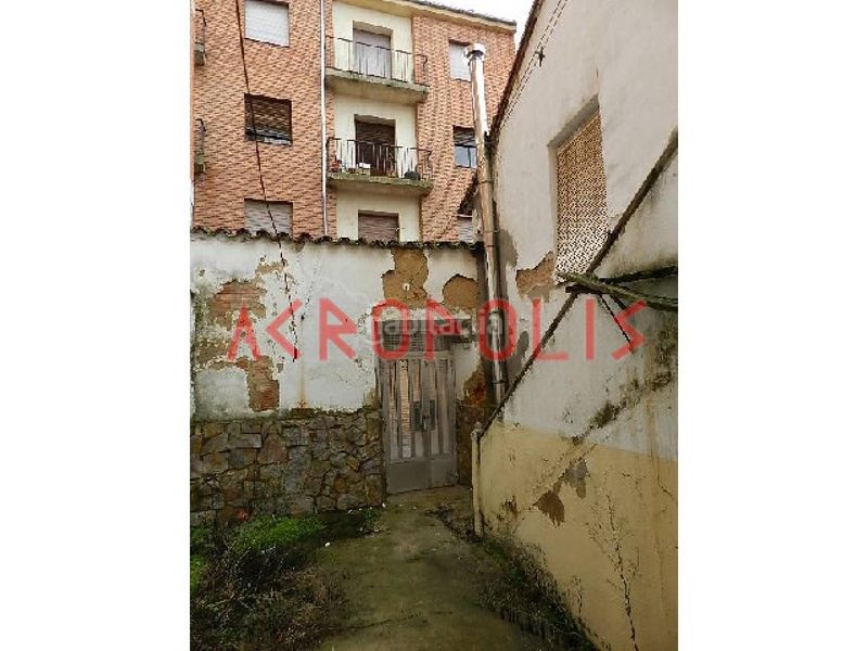 Foto 811a8813-a6a7-475f-bea0-c2f336ca8435. Casa amb calefacció aparcament a Benavente