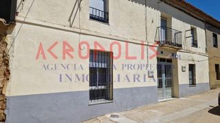 Casa  Calle del encuentro 3. Venta de casa en villalobos