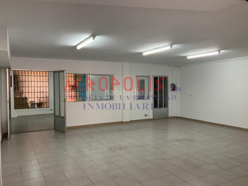 Foto ec585d08-1307-499b-9252-e8f32a7bbde9. Casa amb calefacció aparcament a Benavente