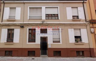 Maison  Calle veinticuatro de abril. Venta de casa en león