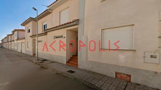 Chalet  Calle pozo nuevo. Venta de casa en bermillo de sayago