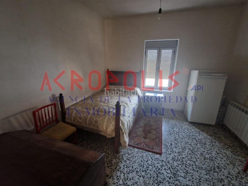 Foto 8d15fc99-b55b-4146-8937-4fda9e9280d6. Casa amb calefacció a Villaquejida