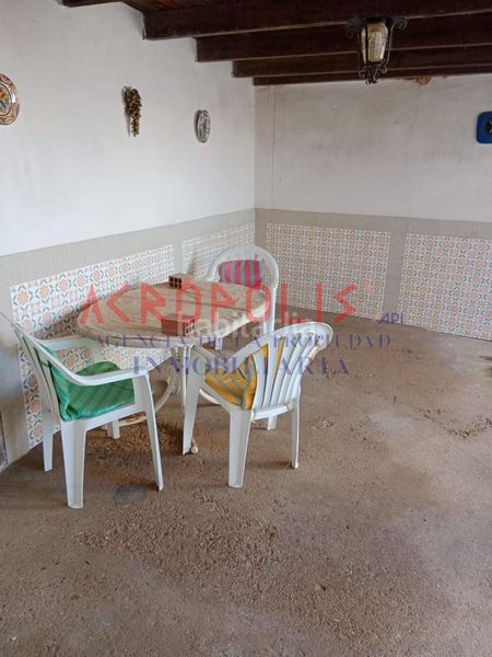 Foto ebb89a38-2774-41e5-9cab-88d96faf91d5. Casa amb calefacció a Villaquejida
