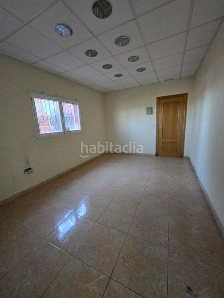 Foto 7eec9d60-526c-46d3-8be8-834834837b6b. Local comercial amb calefacció a Valderrey