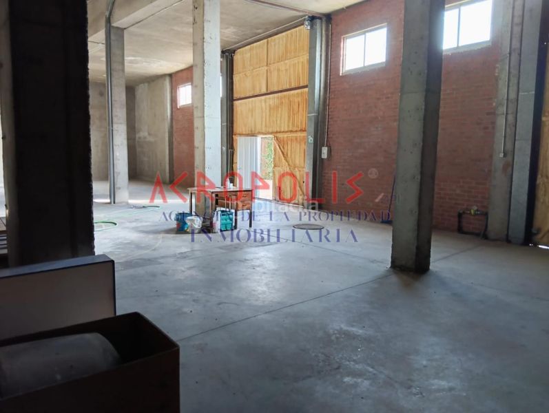 Foto 436eac05-f47b-4286-a2d4-3b6d8335ef12. Lloguer edifici a Benavente