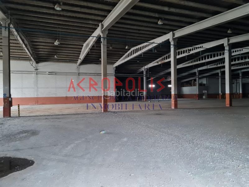 Foto 5f2ff478-cb6c-4528-aa0e-1e192261e279. Lloguer edifici a Benavente